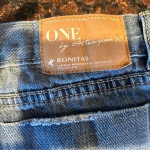 One teaspoon jean shorts size 29 great condition